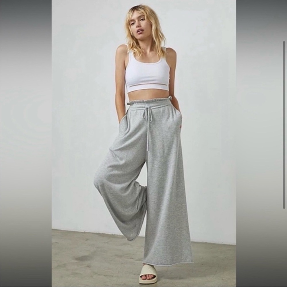 Lunya Gray Wide-Leg Relaxed Pant Sweatpants